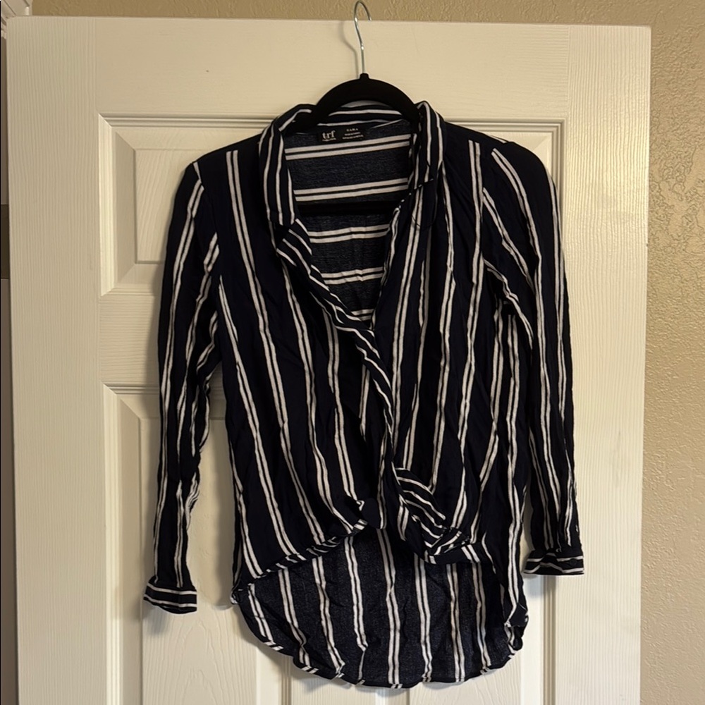 Zara Blue and White Wrap Button Down Shirt